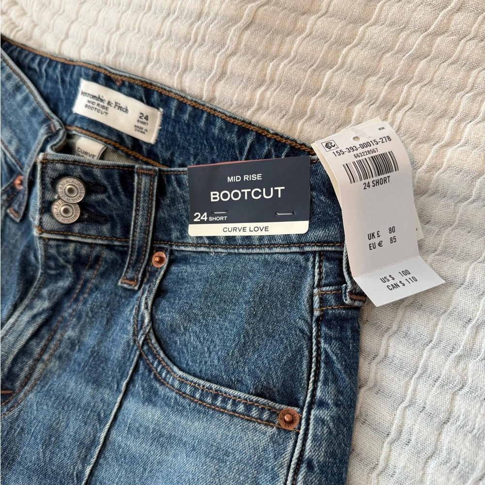 Abercrombie & Fitch Mid Rise Bootcut Jeans